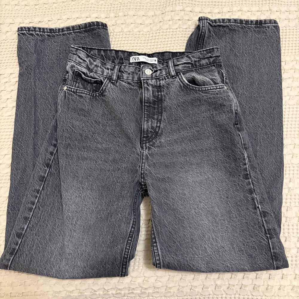 Zara Washed Charcoal Gray Straight-Leg Jeans